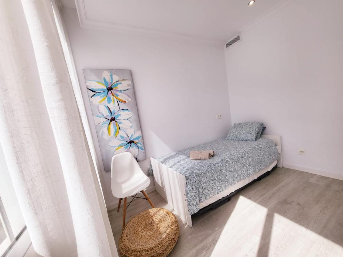 Stylish 3 Bedroom Penthouse In Marbella Centre With Large Pool Close To The Beach Buitenkant foto