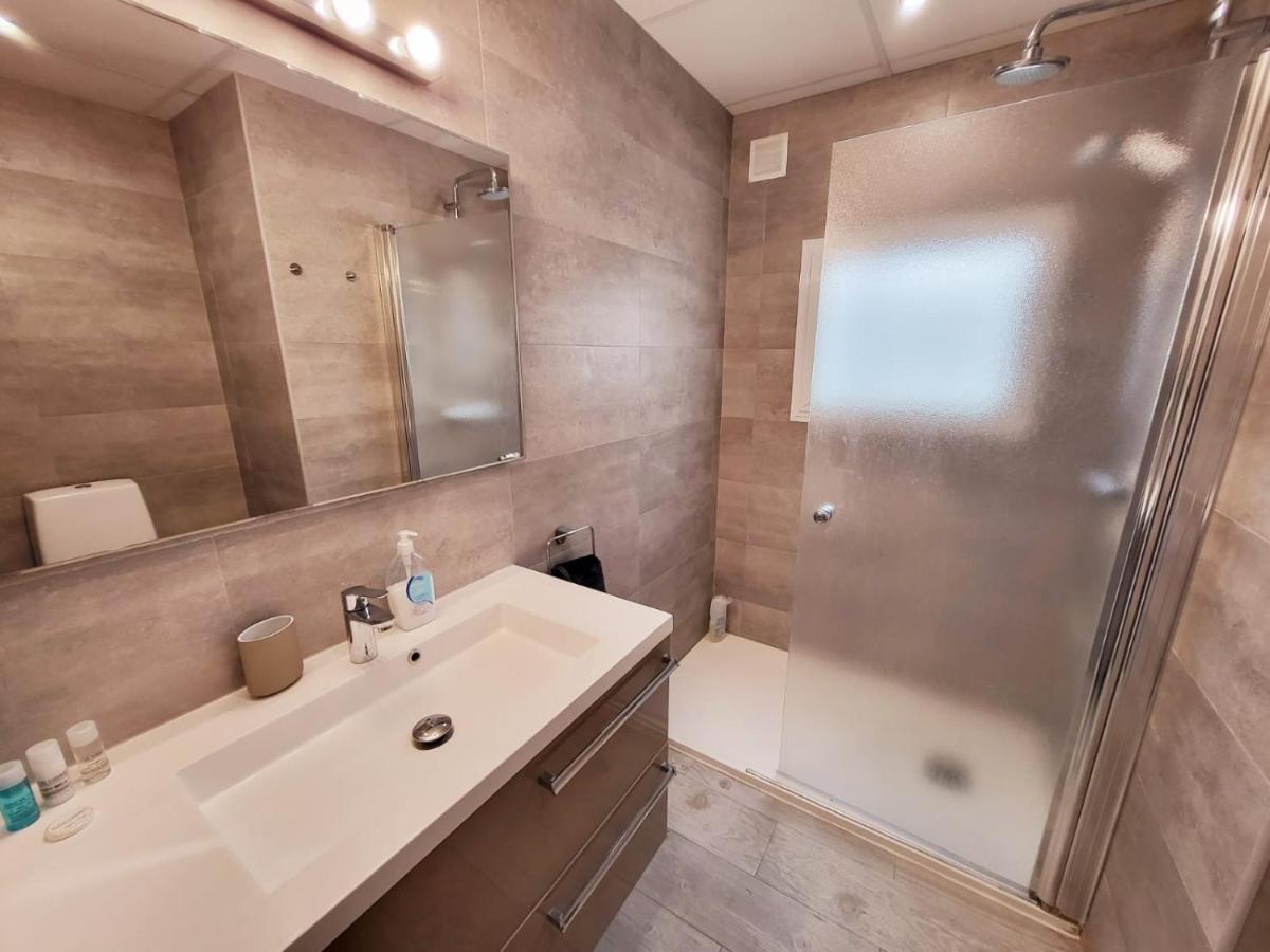 Stylish 3 Bedroom Penthouse In Marbella Centre With Large Pool Close To The Beach Buitenkant foto